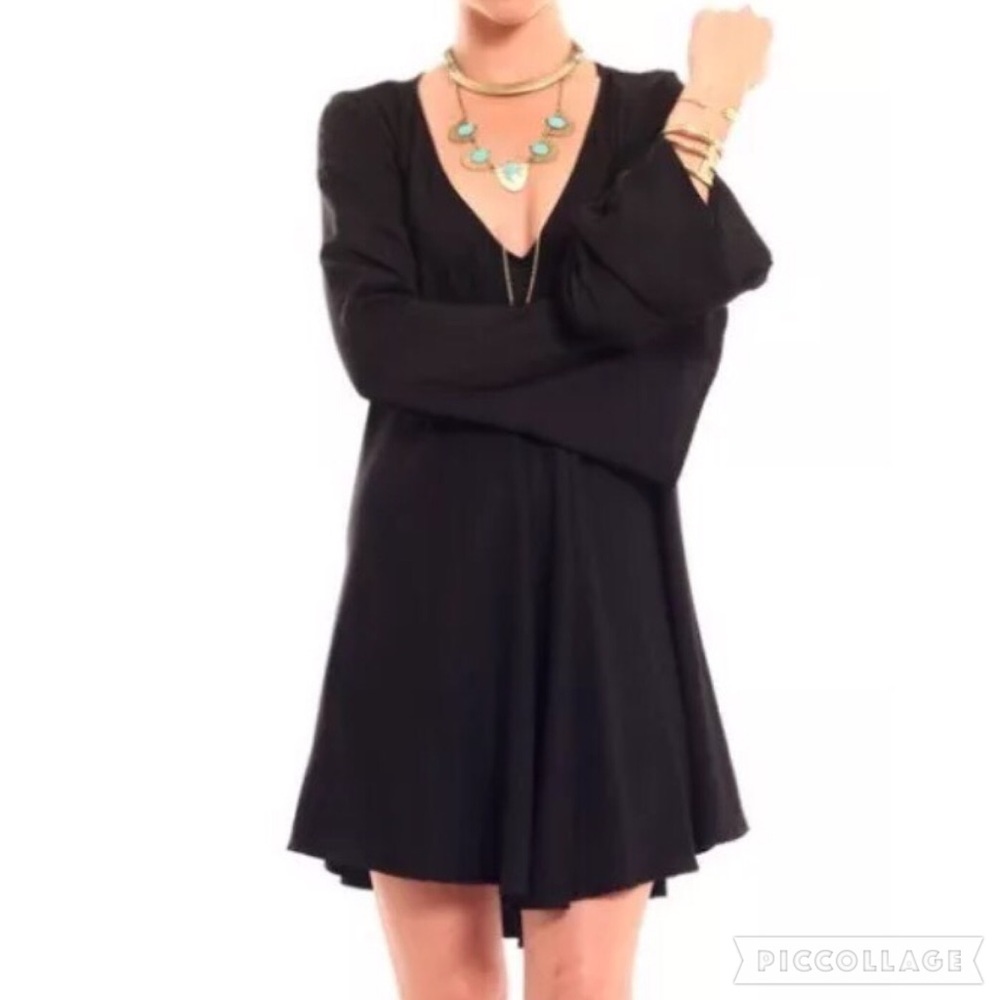 MINKPINK Bell Sleeve Dress