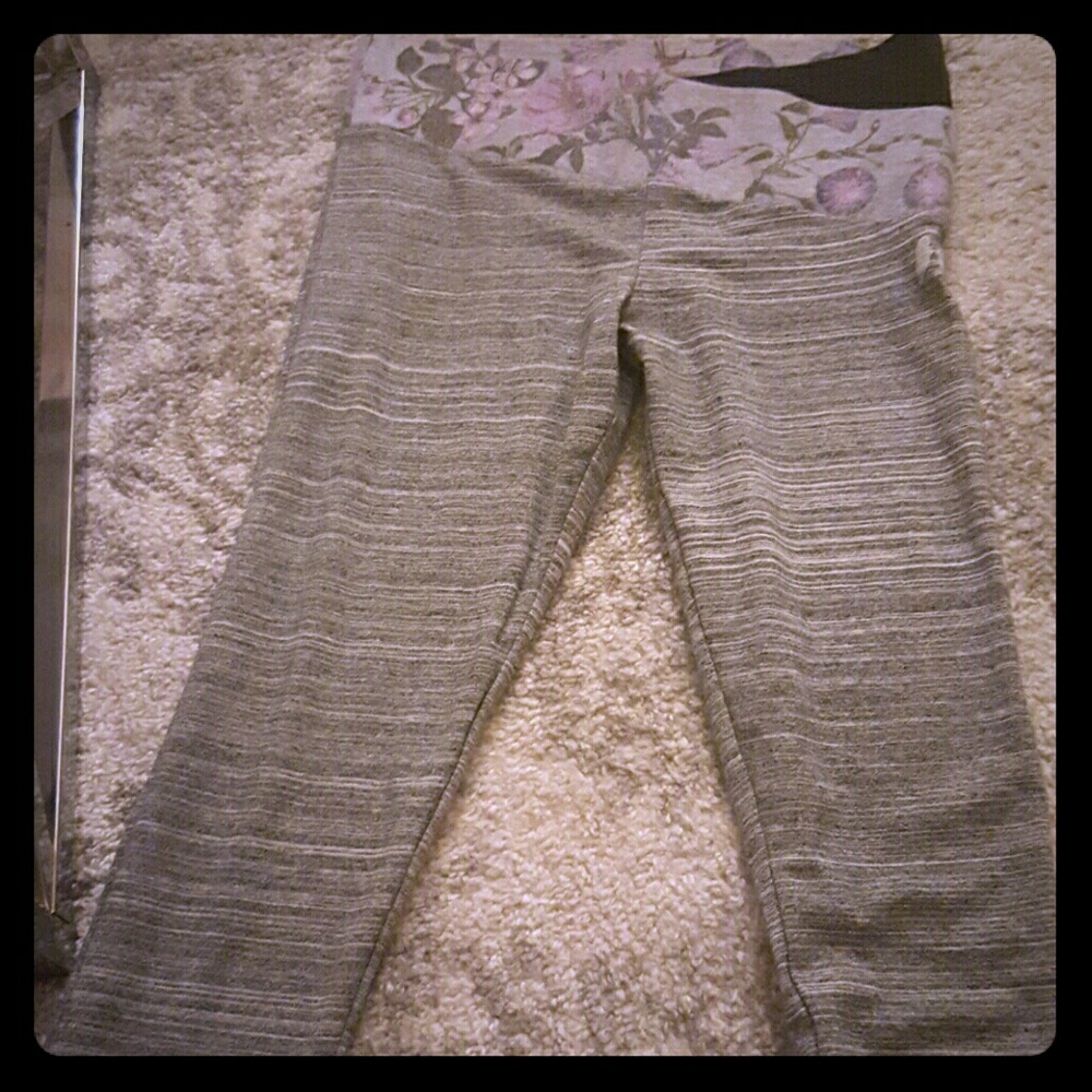 Victorias secret yoga leggings