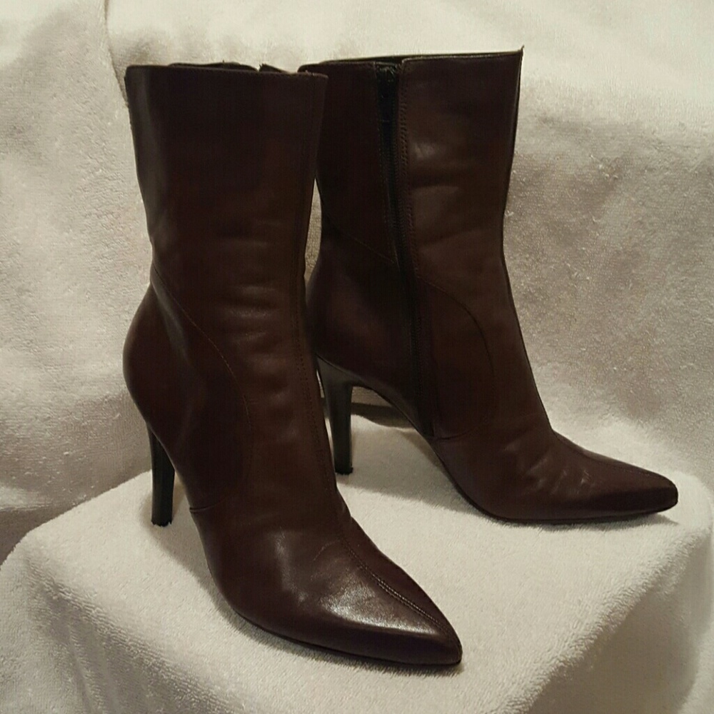 Nine West Women's Brown Leather Boots size 7