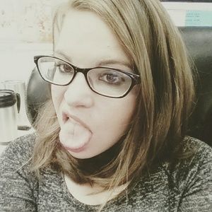 Meet your Posher, Catherine