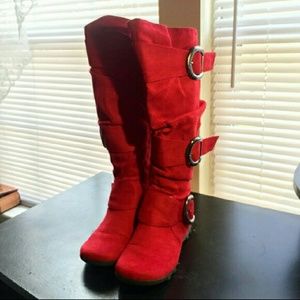 Boots size 6. Great condition.