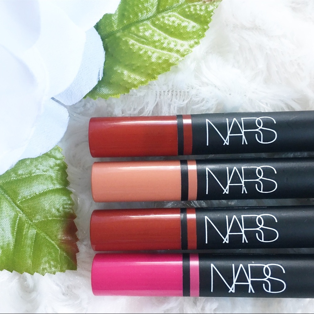 🎉HP🎉NWT NARS Satin Lip Pencil