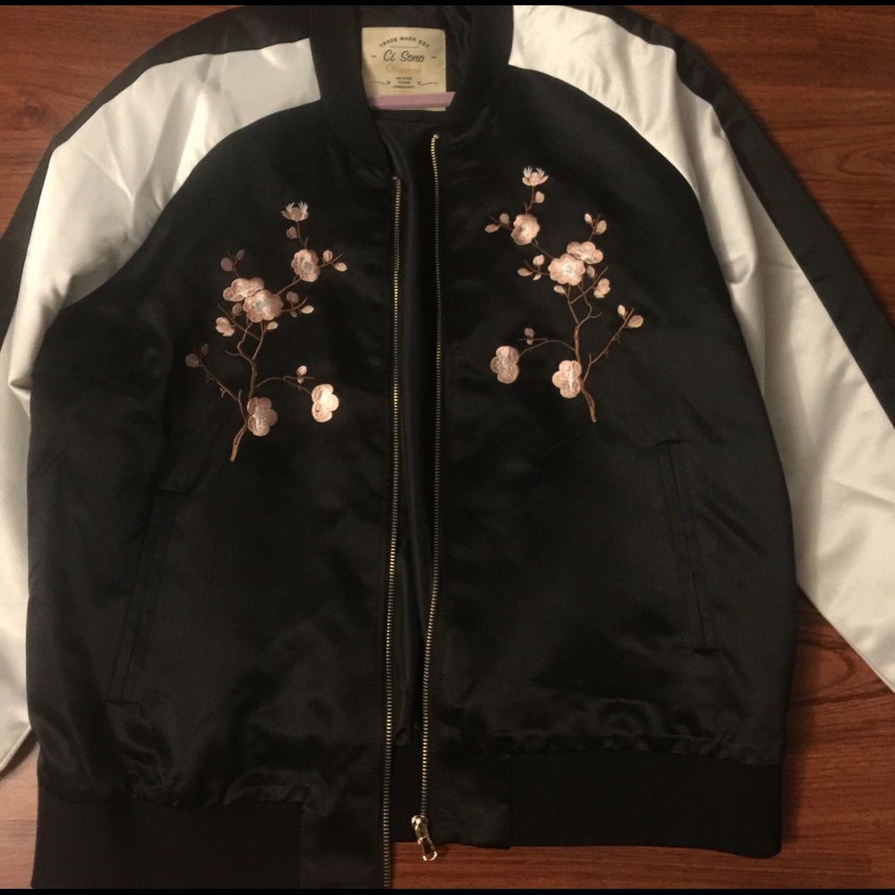 Embroidered bomber jacket