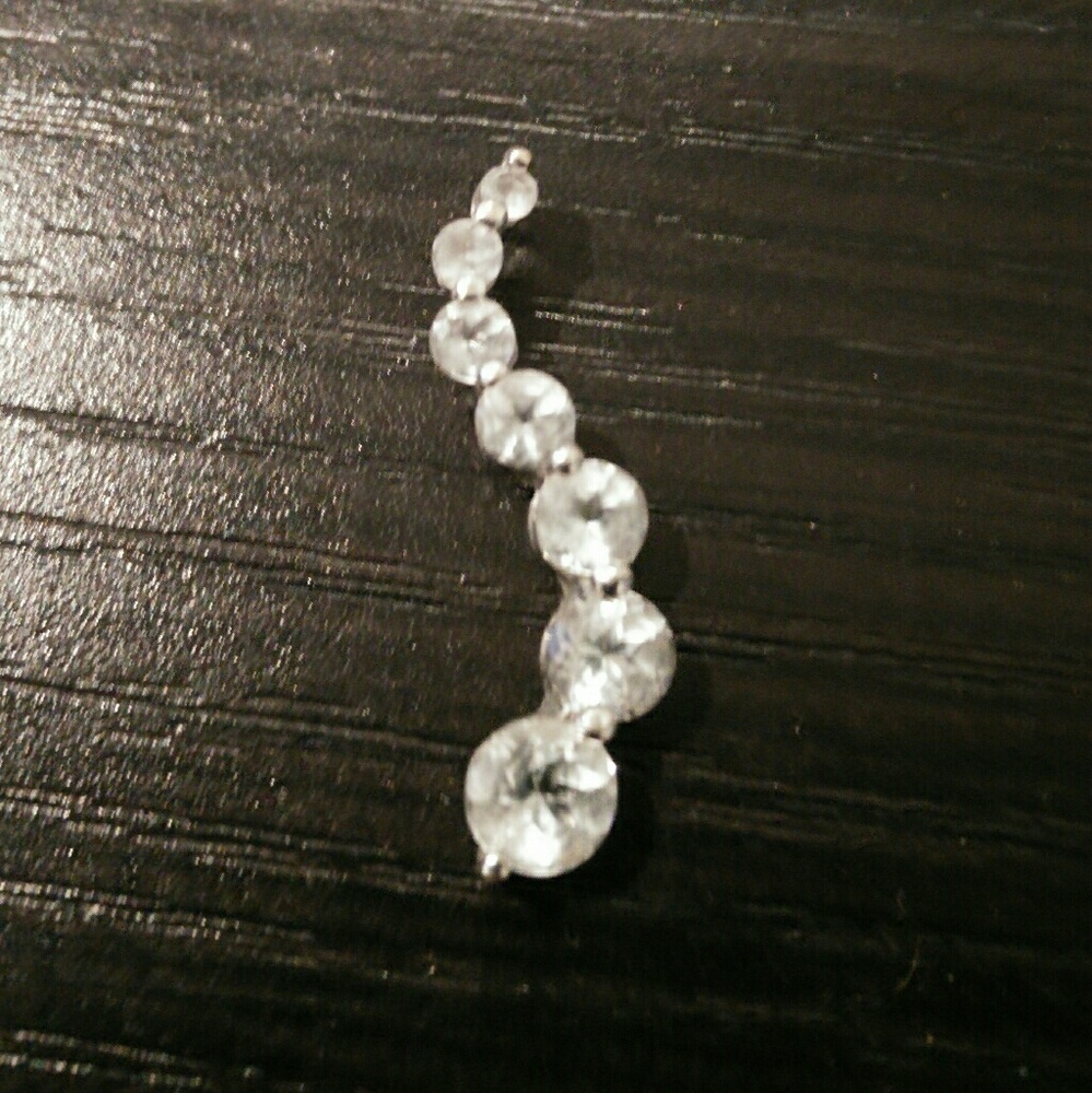 10k white gold eternity pendant