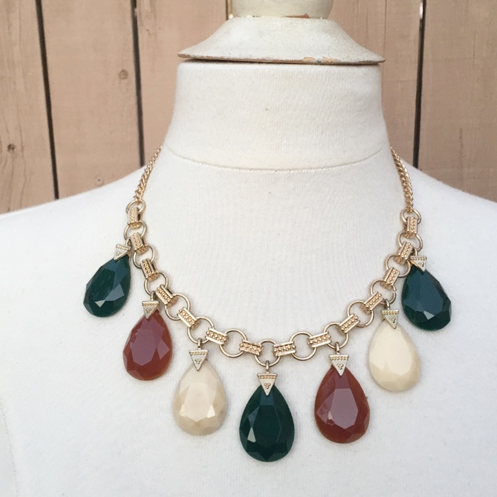 J. CREW stone statement necklace w/ gold hardware