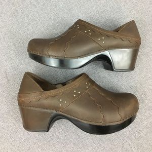 Dansko Hailey Oiled Brown Leather Clog