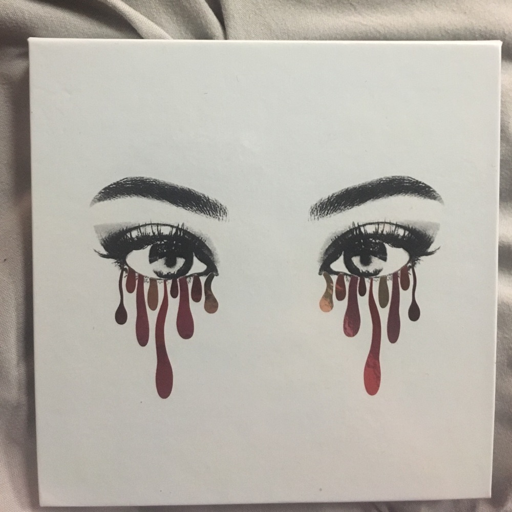Kylie Cosmetics Burgundy pallet