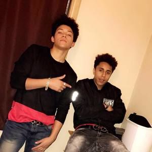 Meet your Posher, Deonte