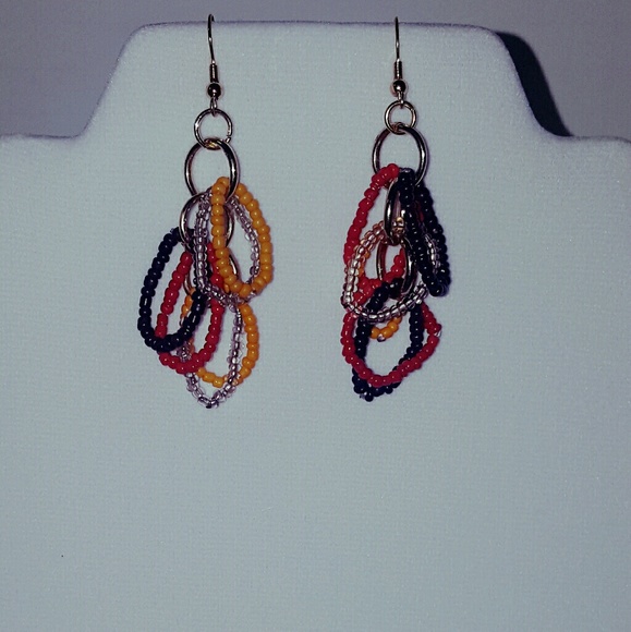 Earrings - Picture 1 of 1