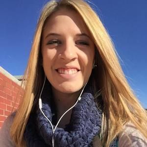 Meet your Posher, Brooke