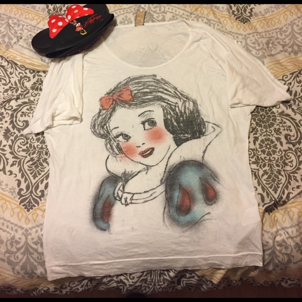 Disney Snow white blouse