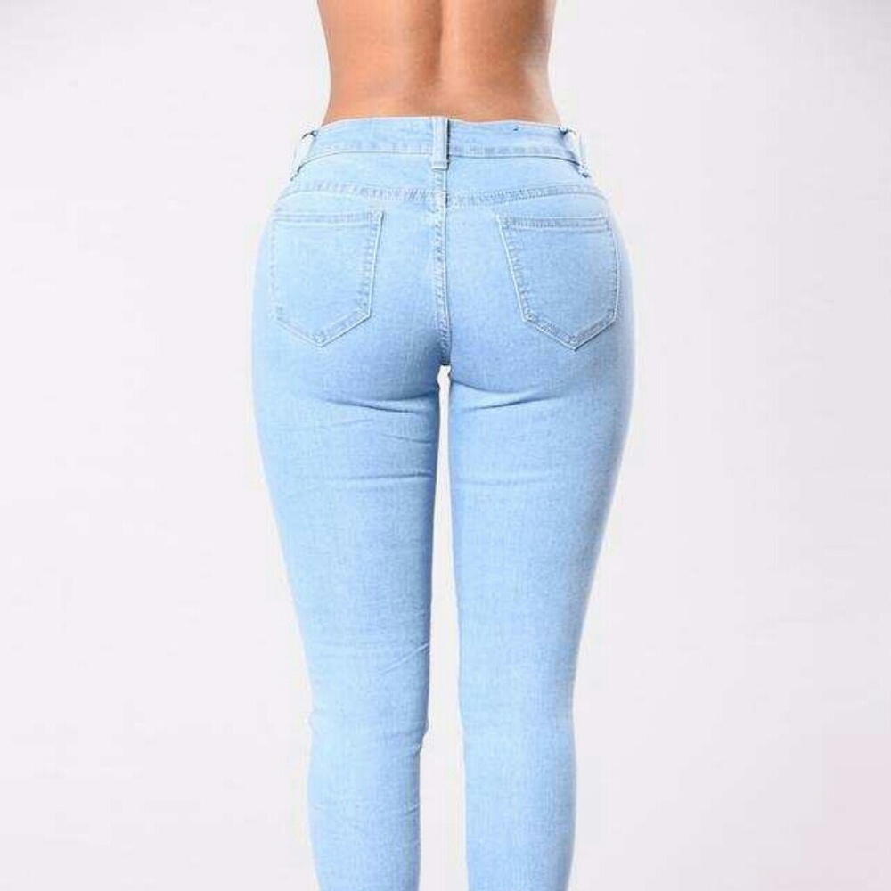 Fashion Nova Jeans - Picture 6 of 8