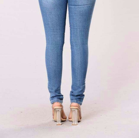 Fashion Nova Jeans - Picture 4 of 8