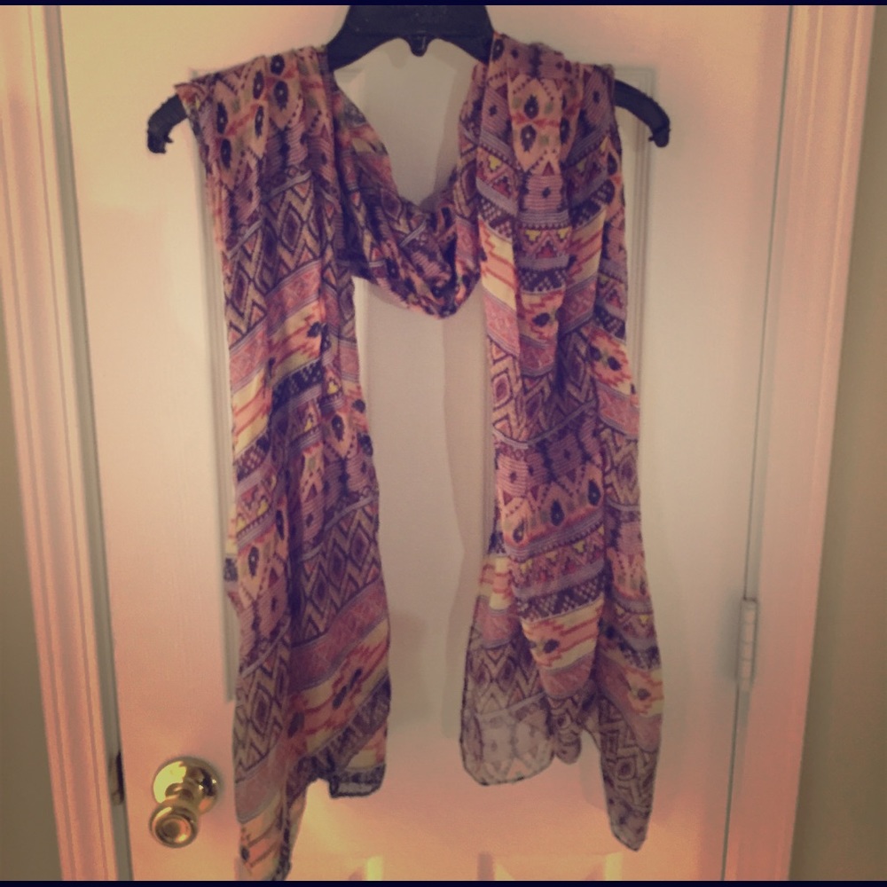 ‼️‼️50% OFF 🐼 | Colorful tribal print scarf