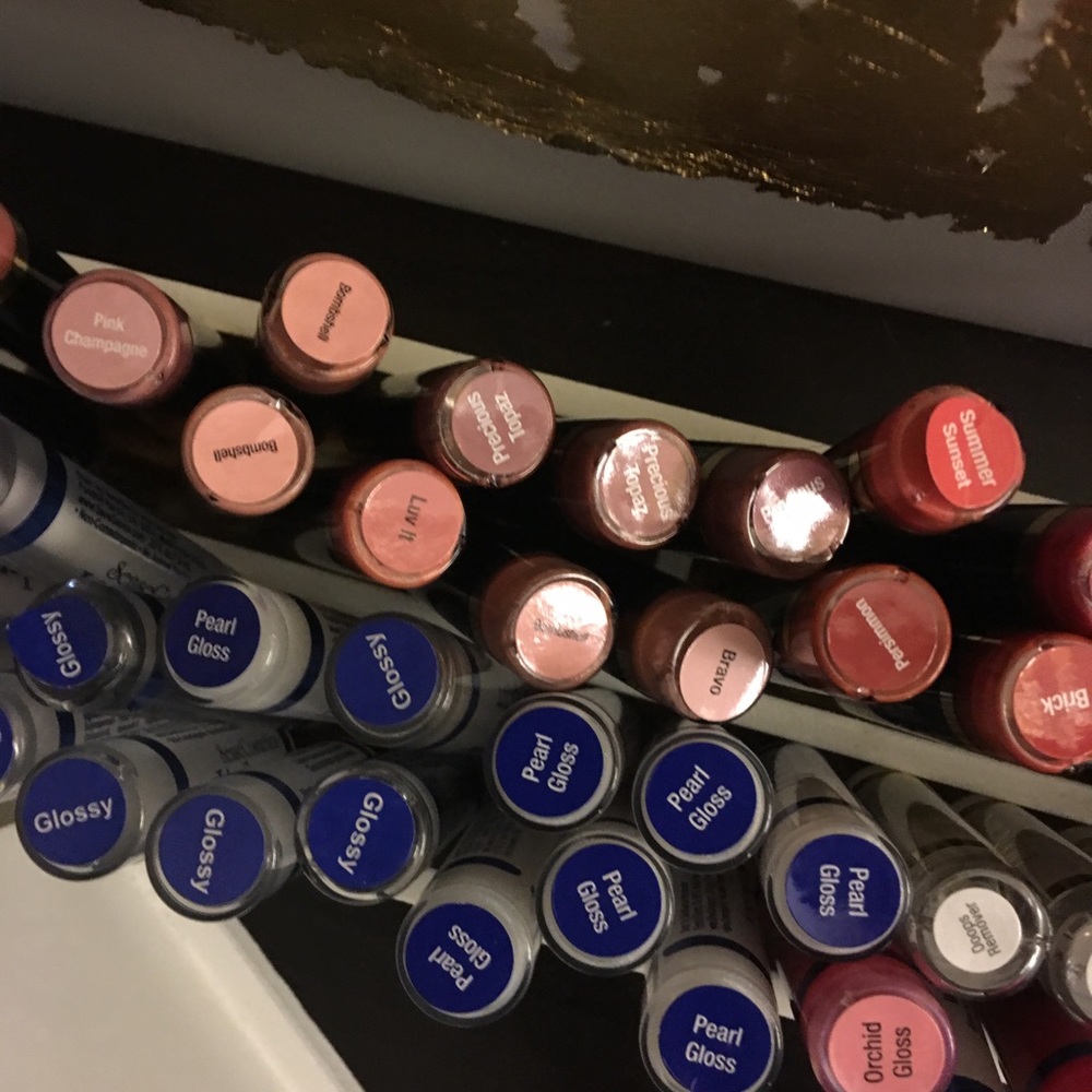Lipsense - Picture 3 of 4