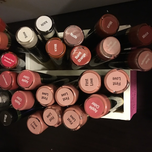 Lipsense - Picture 2 of 4