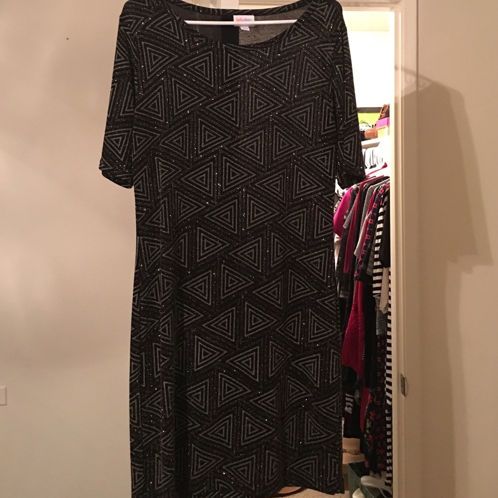 LulaRoe Elegant Julia.