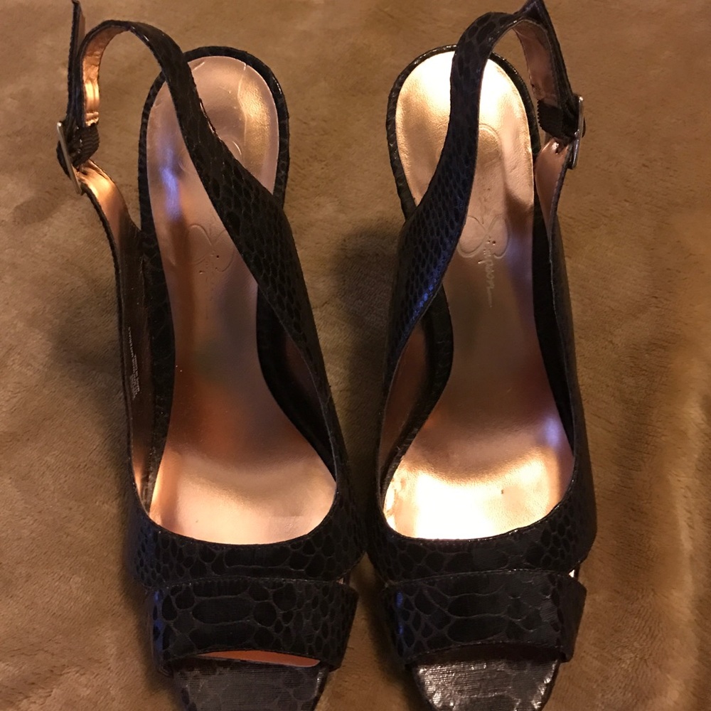 Jessica Simpson Pumps