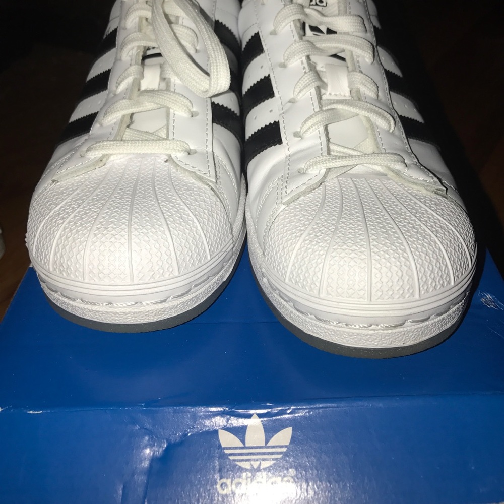 Adidas superstar