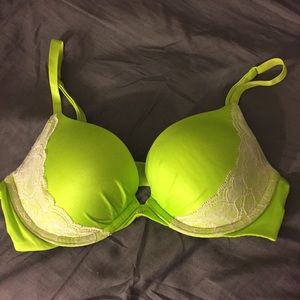 Victoria Secrets Bra