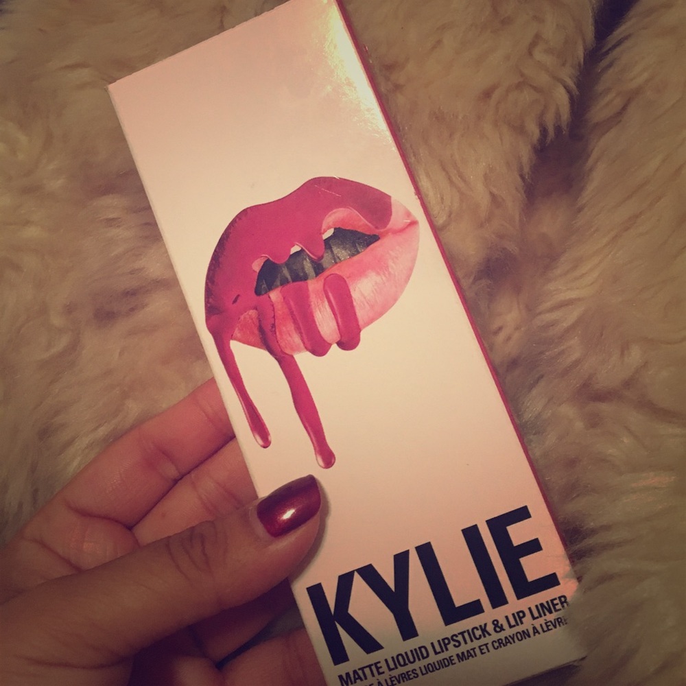 POSIE K Authentic Kylie Cosmetics lip kit