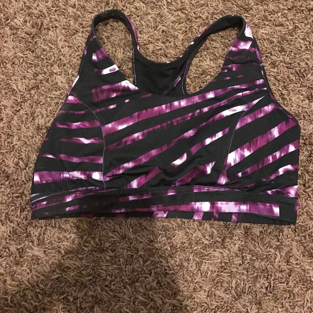 Sports bra