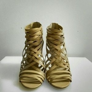 JESSICA SIMPSON Strappy Peep Toe Zip Heeled Sandal