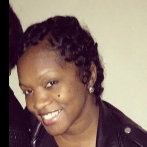 Meet your Posher, Naomi