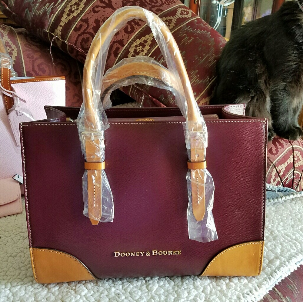 SOLD..Dooney and Bourke Janine satchel