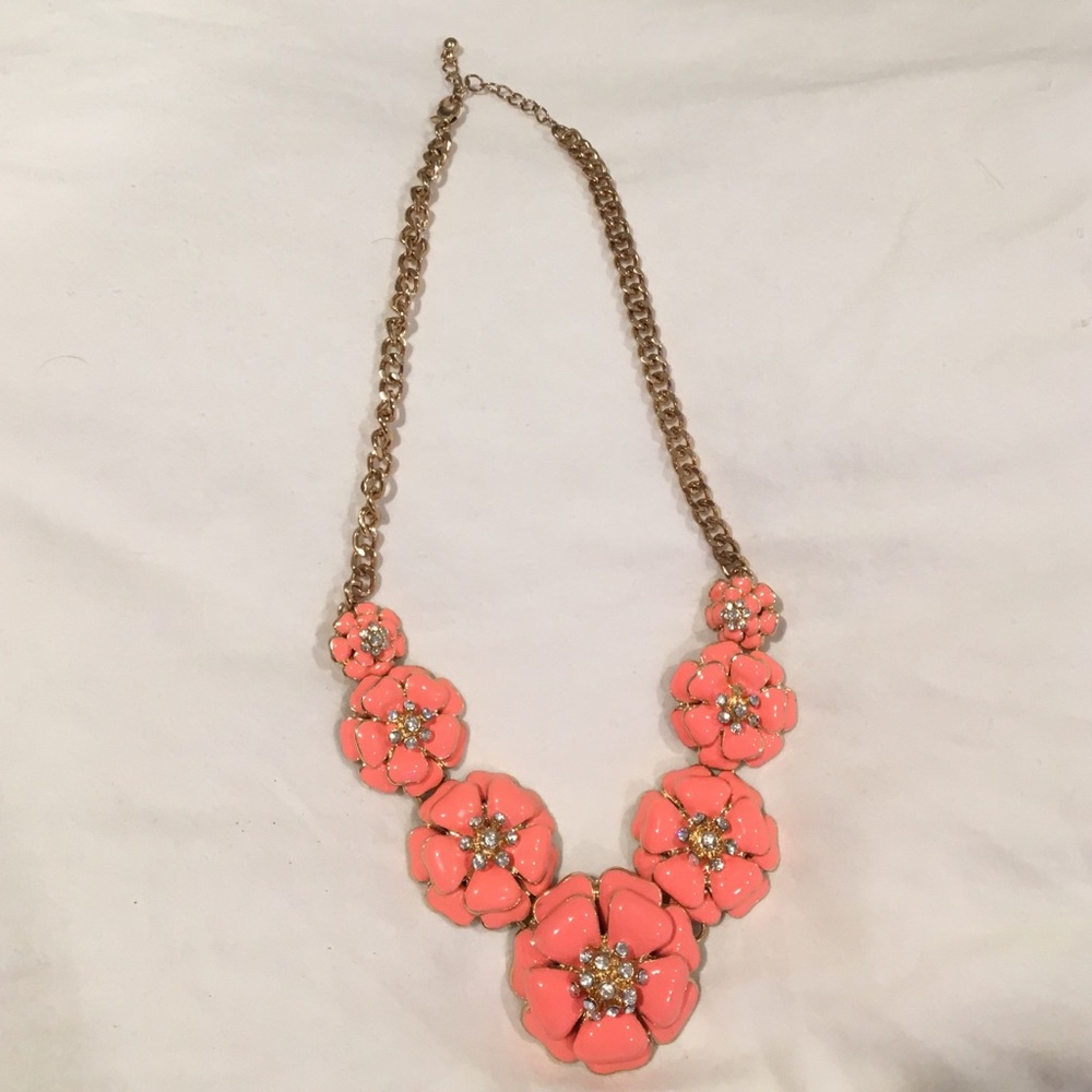 Coral flowered necklace