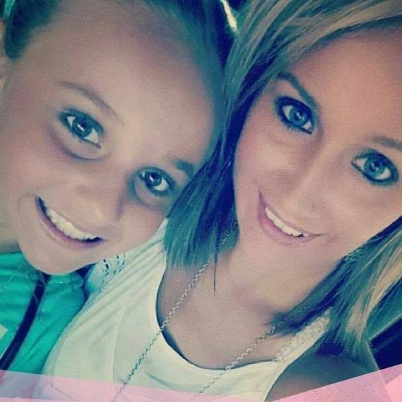 Meet your Posher, Helen - Picture 1 of 1