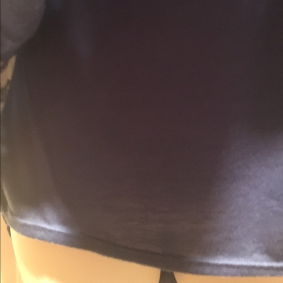 NWT! Chelsea and Violet top - Picture 3 of 3