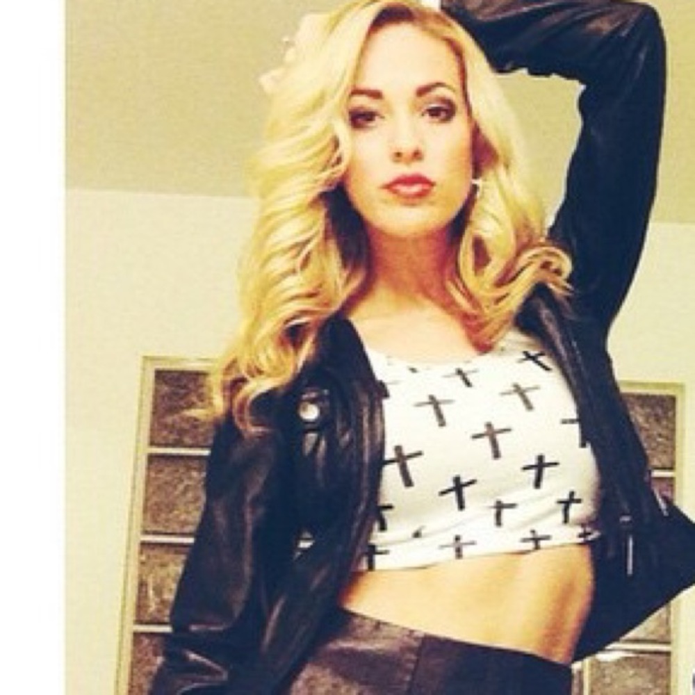 Cross crop top