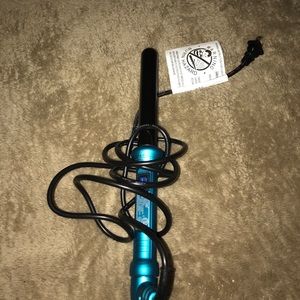 NUME curling wand! Amazing condition