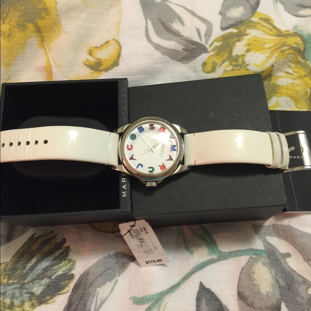 Watch - Picture 4 of 4