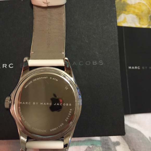 Watch - Picture 3 of 4