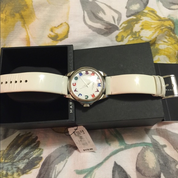 Watch - Picture 4 of 4