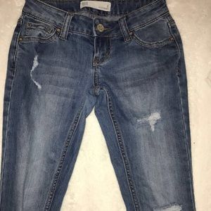 TILLYS ripped jegging jeans