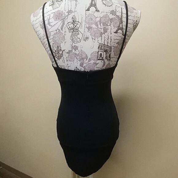 NASTY GAL CLAUDIA LBD - Picture 6 of 8