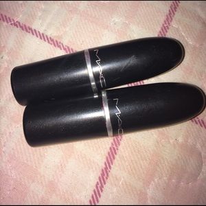 MAC lipsticks in Heroine and Ruby Woo