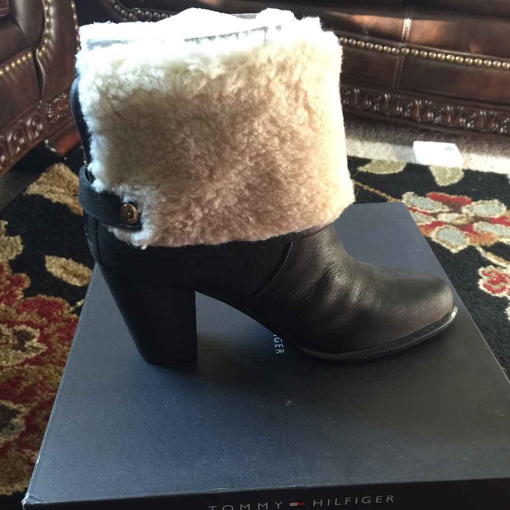 Brand new Tommy Hilfiger booties, size 7