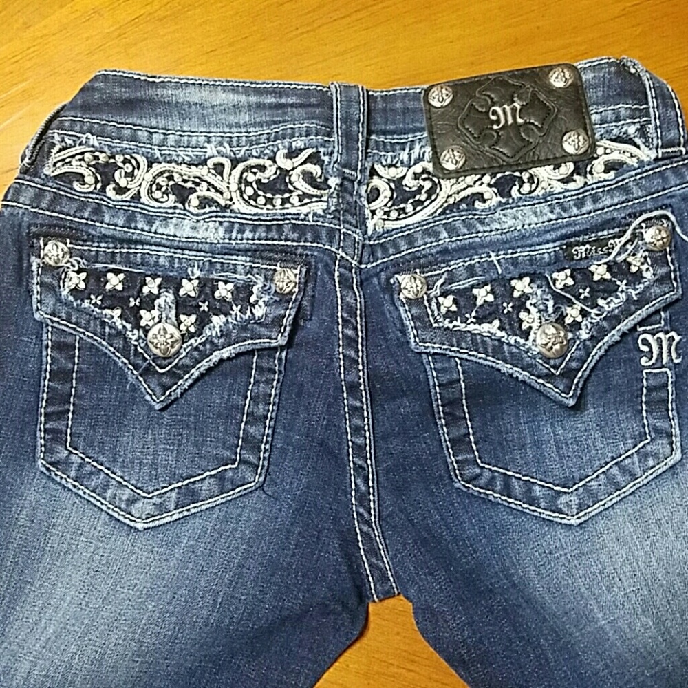 🚫SOLD🚫 Miss Me Jeans