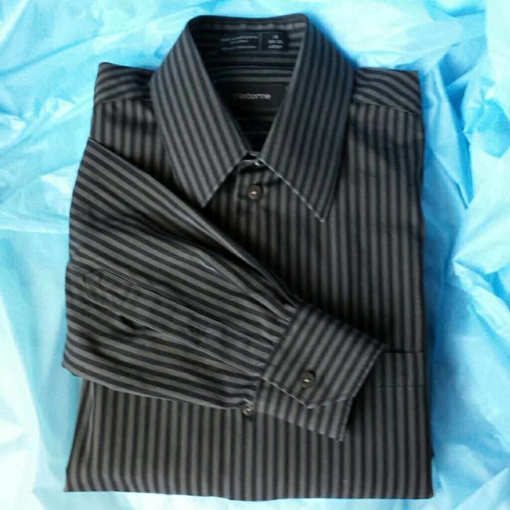 Claiborne Men's Long Sleeve Shirt