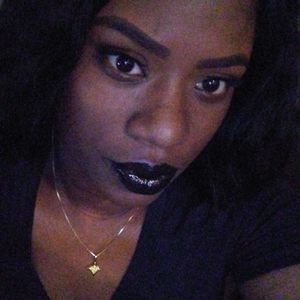 Meet your Posher, Bria