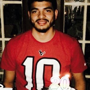 Meet your Posher, Damien