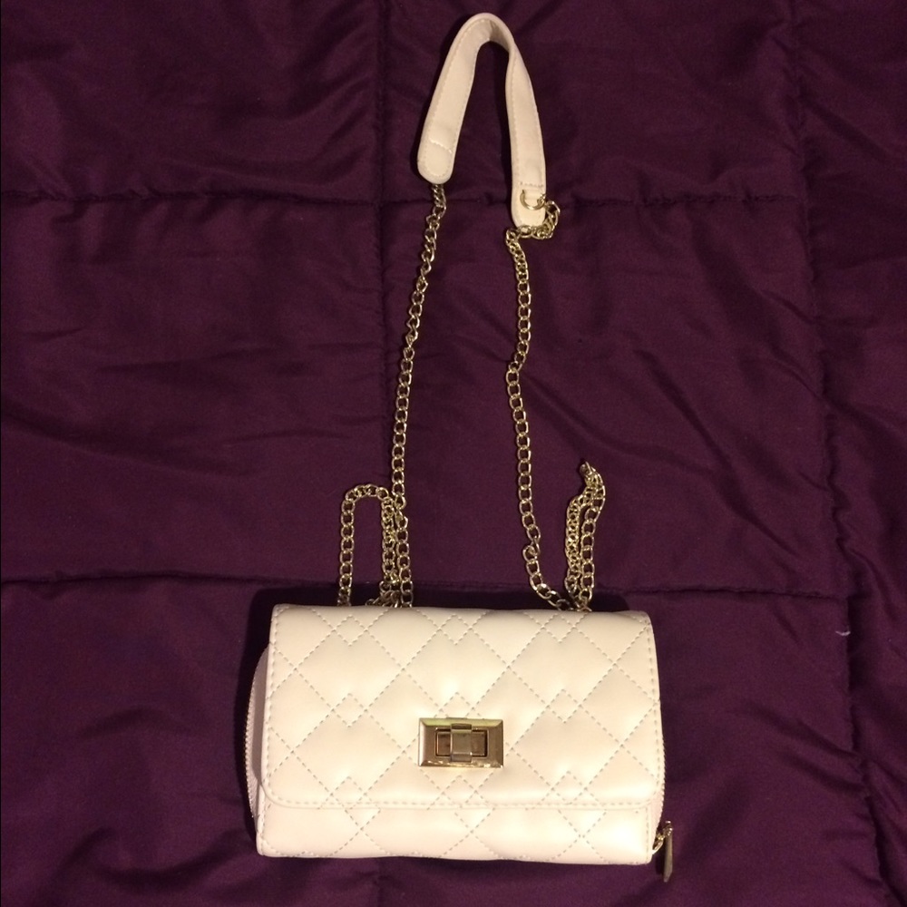 White evening handbag