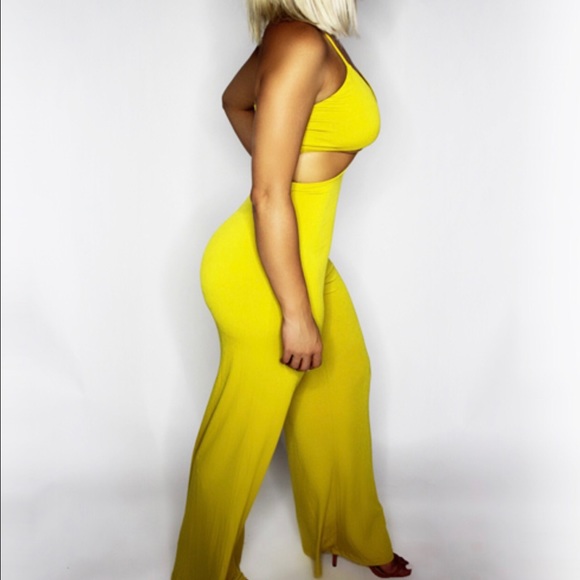 Chartreuse jumpsuit - Picture 2 of 3