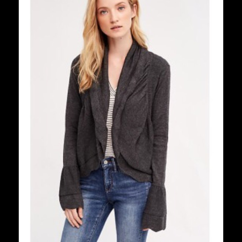 Lili's Closet Scalloped Cardigan NWT LARGE