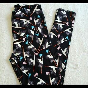 Lularoe TC black stork leggings. UNICORN PRINT
