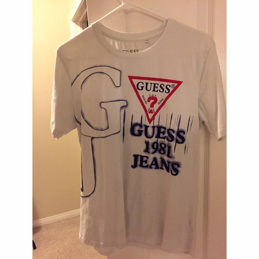 guess tshirt
